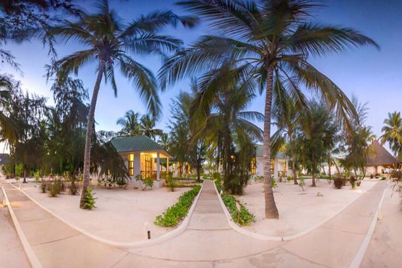 คิซิวา ออน เดอะ บีช รีสอร์ต Hotel ปาเยอ ภายนอก รูปภาพ